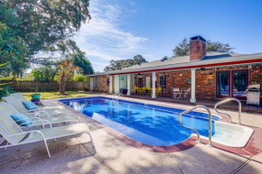 2 Mi to Gulfport Beaches Poolside Paradise!